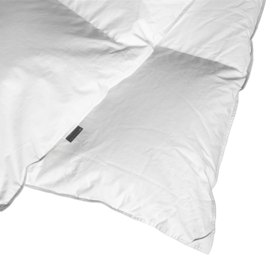 ONE-THIRD LUMINA DOWN DUVET