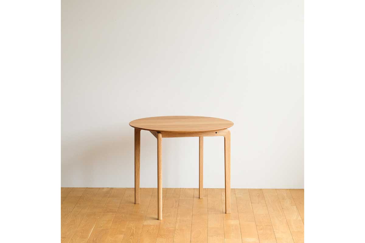 DENTO | LISCIO Circle Dining Table