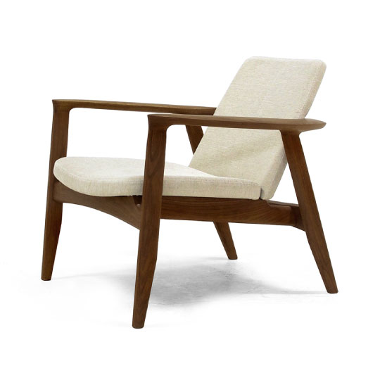 ROBINSON LOUNGE CHAIR
