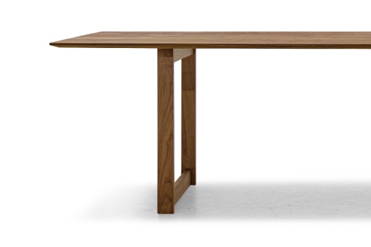 YU UT2 DINING TABLE(幅 140cm × 奥行 85cm)の通販 / マスターウォール